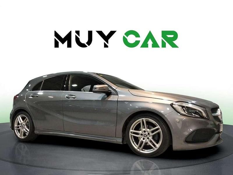 Usado Mercedes A200 136 CV (100 kW) 2018 Gris Utilitario