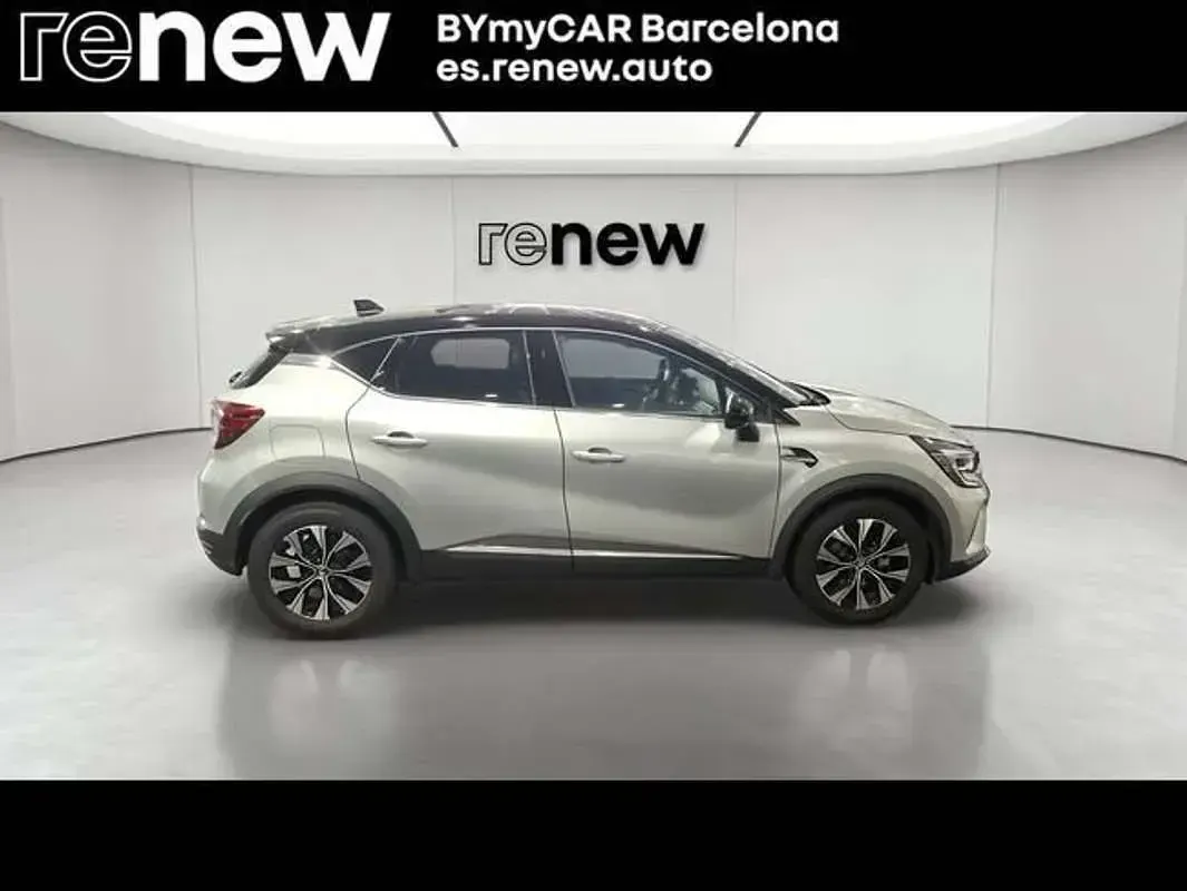 Usado Renault Captur Techno 143 CV (105 kW) 2023 Gris SUV