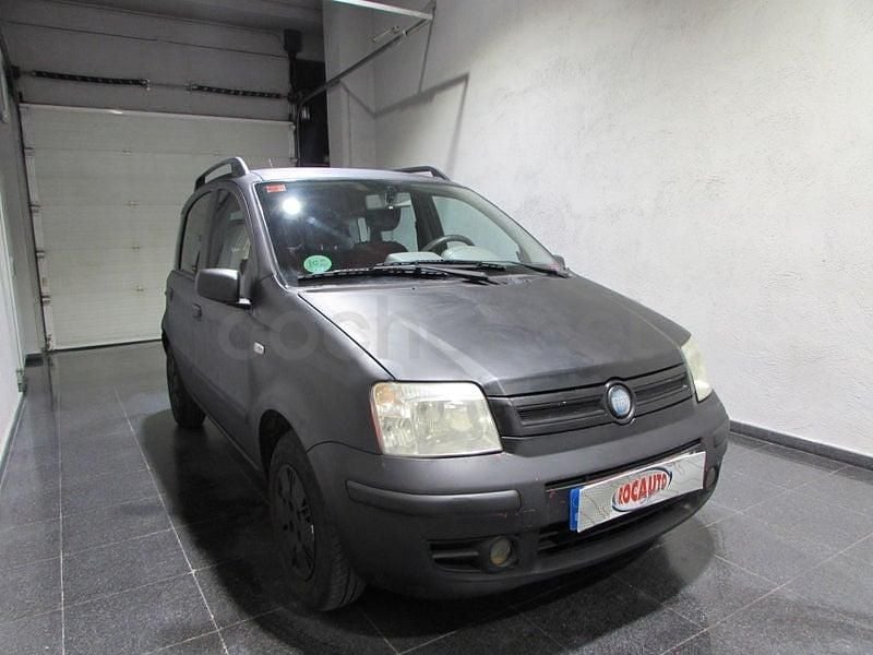 Usado Fiat Panda Dynamic 60 CV (44 kW) 2007 Negro Utilitario