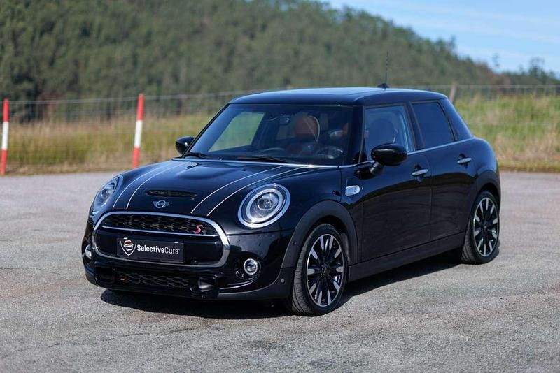 Usado Mini Cooper S 192 CV (141 kW) 2021 Negro Utilitario