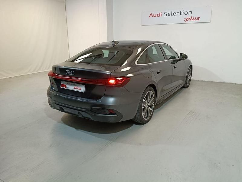 Usado Audi A5 Business 204 CV (150 kW) 2024 Gris Berlina