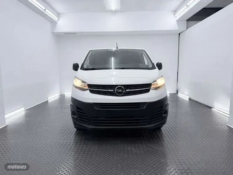 Usado Opel Vivaro S 102 CV (75 kW) 2022 Blanco Monovolumen