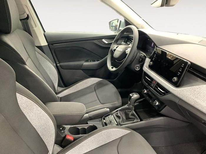 Nuevo Skoda Kamiq Selection 115 CV (84 kW) 2025 Gris plata SUV