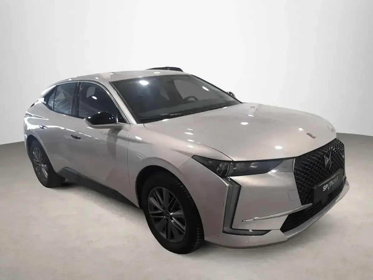Usado DS Automobiles DS4 Bastille 225 CV (165 kW) 2024 Oro SUV