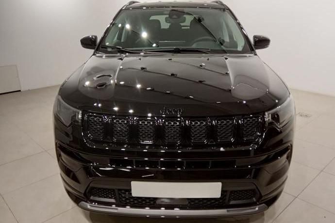 Usado Jeep Compass Altitude 130 CV (95 kW) 2023 SUV