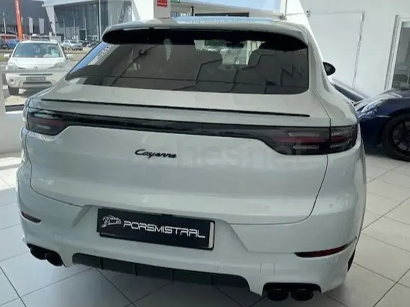 Usado Porsche Cayenne Platinum Edition 462 CV (339 kW) 2023 Blanco SUV