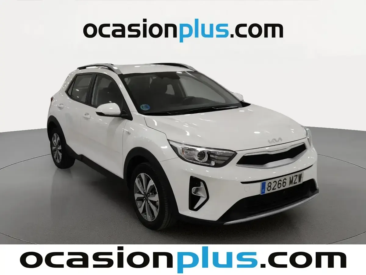 Usado Kia Stonic 100 CV (73 kW) 2025 Blanco SUV