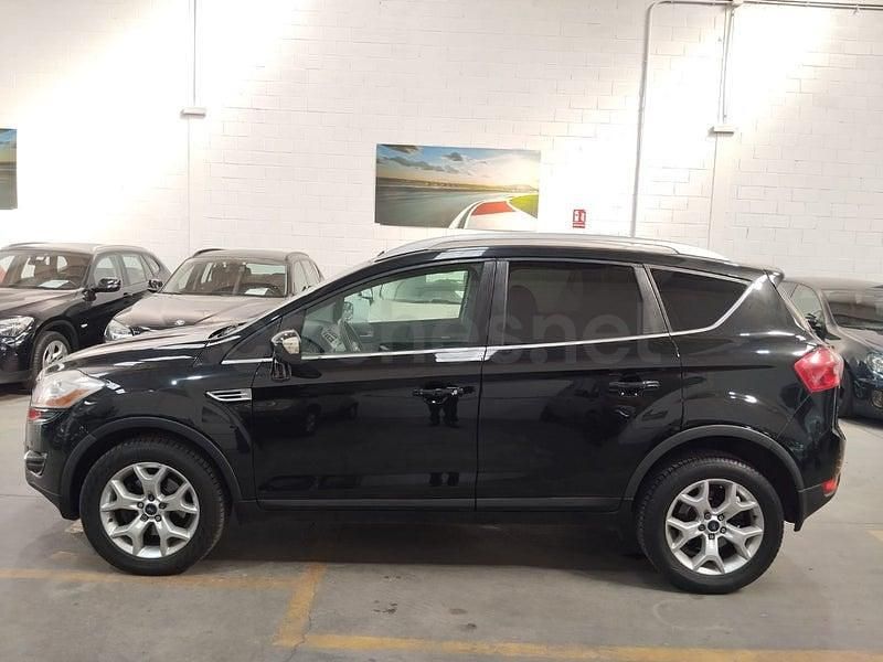 Usado Ford Kuga Titanium 140 CV (102 kW) 2010 Negro SUV