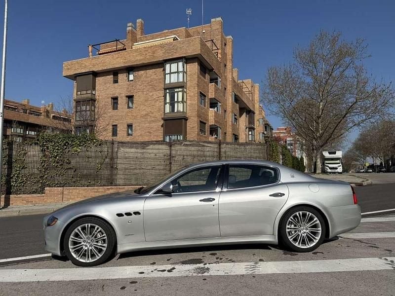 Usado Maserati Quattroporte 530 CV (389 kW) 2013 Plateado Berlina