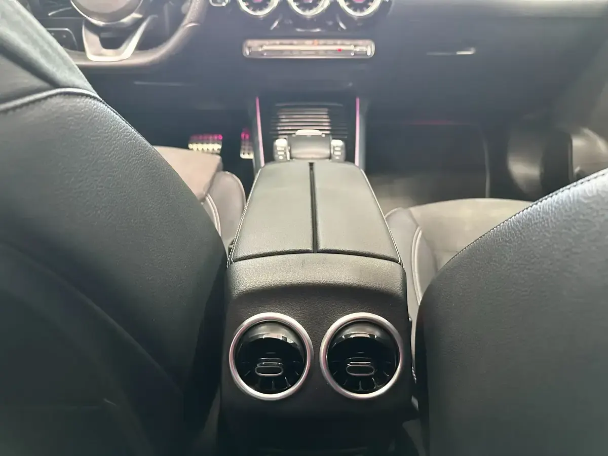 Usado Mercedes B200 150 CV (110 kW) 2022 Blanco Utilitario