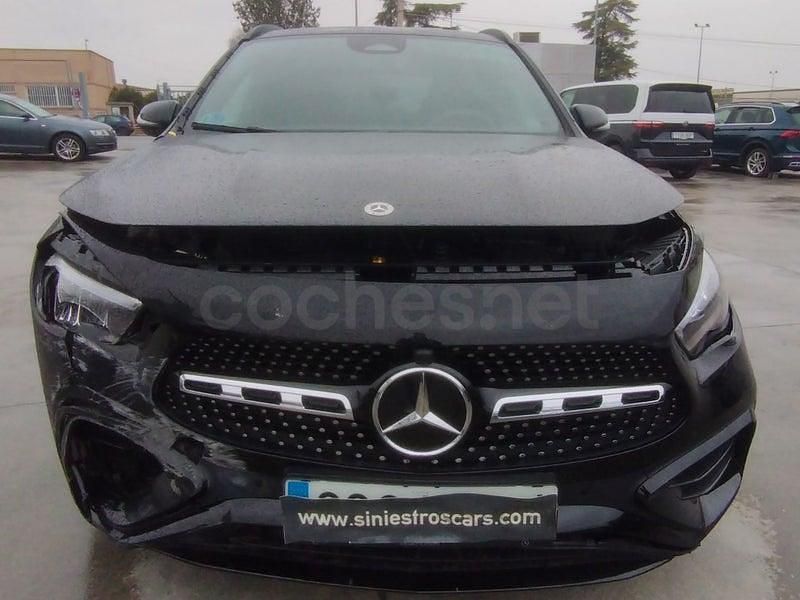 Usado Mercedes GLA200 163 CV (119 kW) 2023 Negro SUV