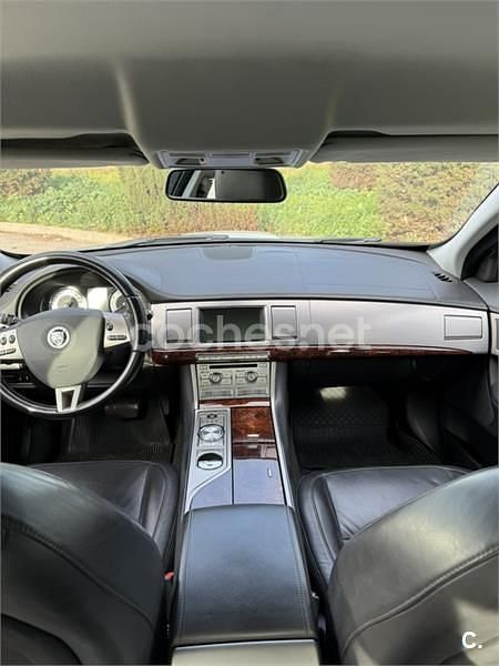 Usado Jaguar XF Premium Luxury 298 CV (219 kW) 2008 Gris / plata Berlina