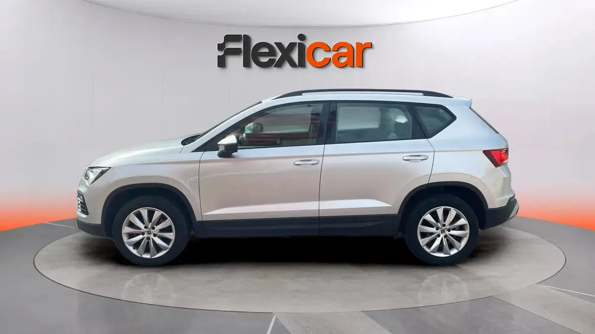 Usado Seat Ateca FR 150 CV (110 kW) 2023 Blanco SUV