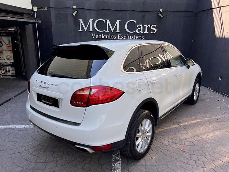 Usado Porsche Cayenne 400 CV (294 kW) 2012 Blanco SUV
