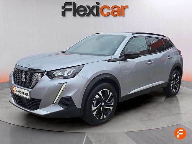 Usado Peugeot 2008 Allure 100 CV (73 kW) 2023 Gris SUV