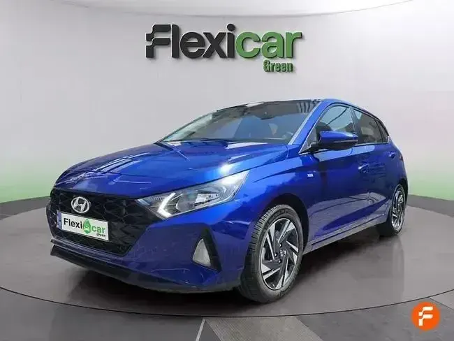 Usado Hyundai i20 100 CV (73 kW) 2022 Azul Utilitario