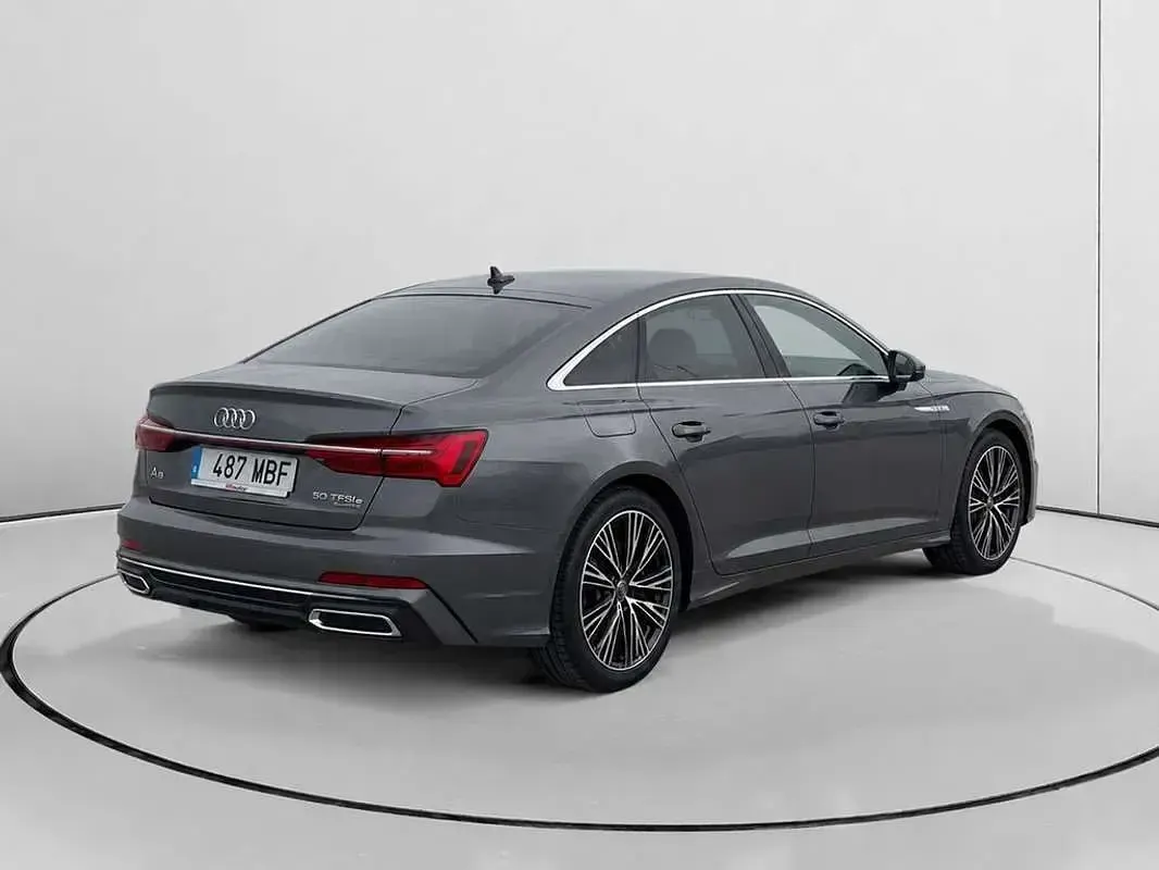Usado Audi A6 Design 299 CV (219 kW) 2020 Gris Berlina
