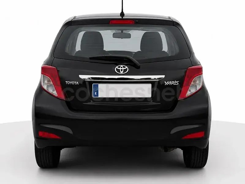 Usado Toyota Yaris City 69 CV (50 kW) 2012 Negro Utilitario