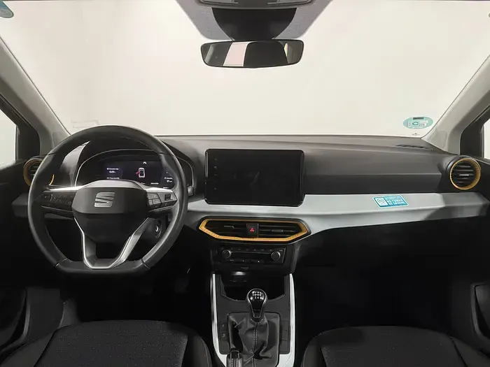 Usado Seat Arona Style 115 CV (84 kW) 2025 Gris SUV