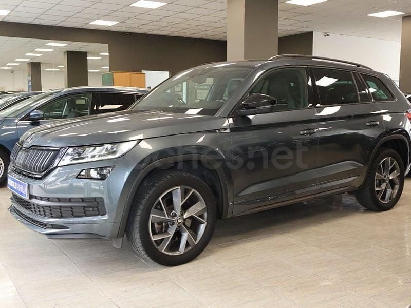 Usado Skoda Kodiaq SportLine 190 CV (139 kW) 2020 Gris / plata SUV