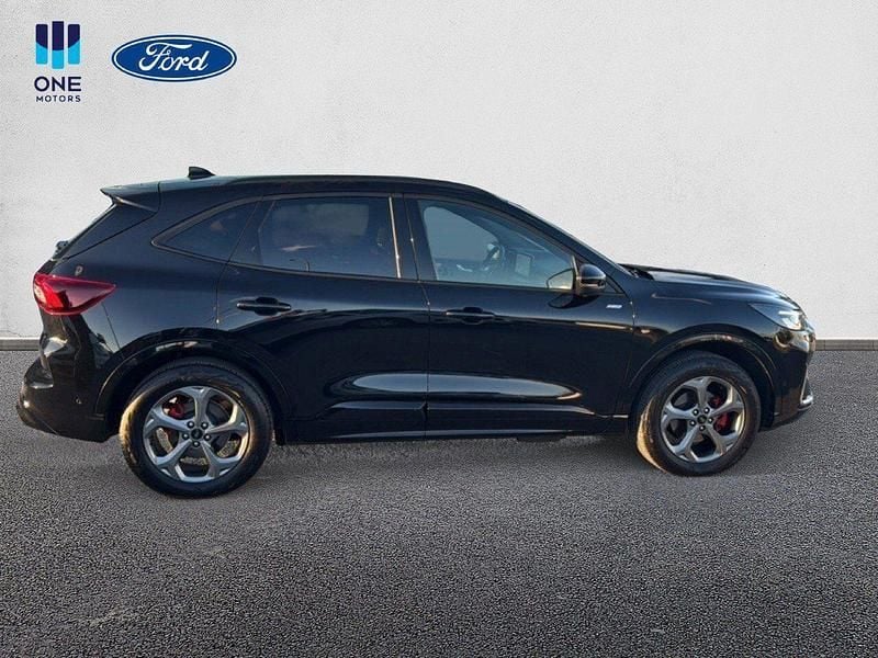 Usado Ford Kuga ST-Line X 243 CV (178 kW) 2024 Negro SUV