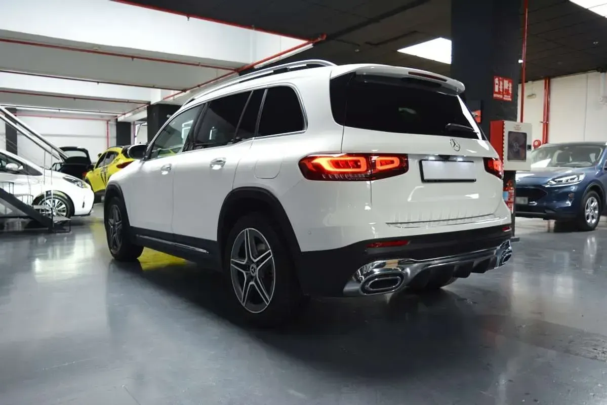 Usado Mercedes GLB200 150 CV (110 kW) 2022 Blanco SUV