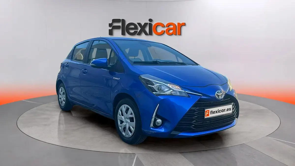 Usado Toyota Yaris Hybrid Business Edition 116 CV (85 kW) 2020 Berlina