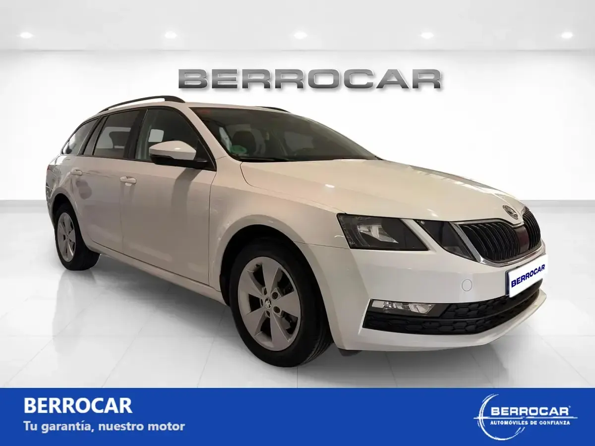 Usado Skoda Octavia Ambition 115 CV (84 kW) 2019 Blanco Familiar