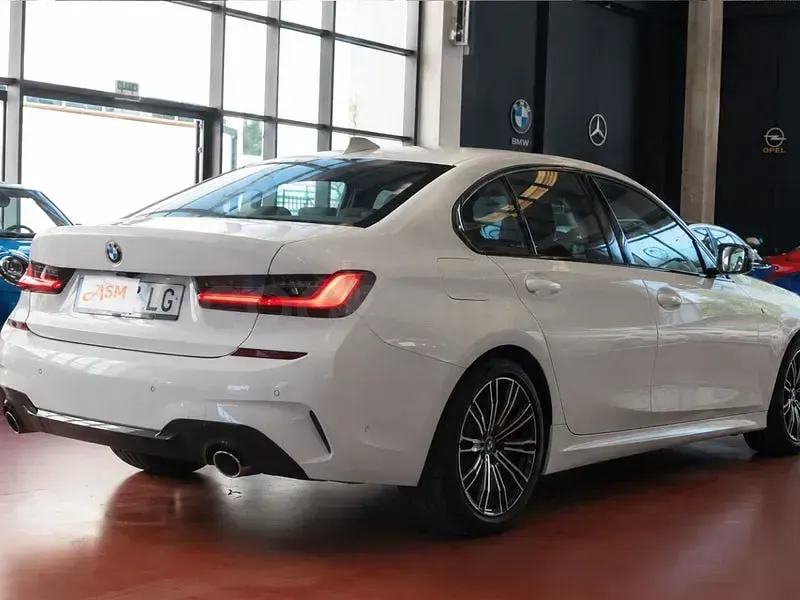 Usado BMW 318 Shadowline 150 CV (110 kW) 2020 Blanco Berlina