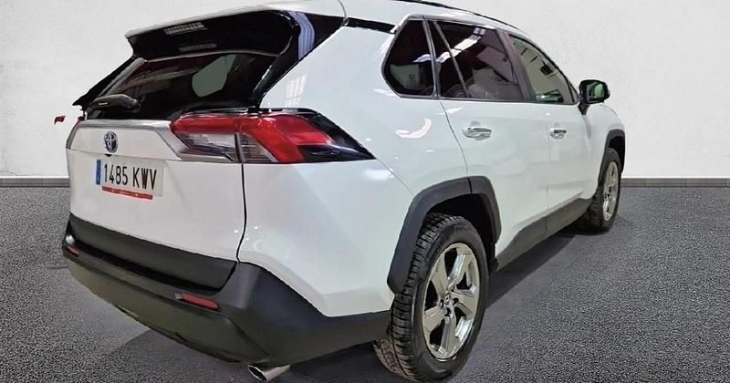 Usado Toyota RAV4 Luxury 218 CV (160 kW) 2019 SUV