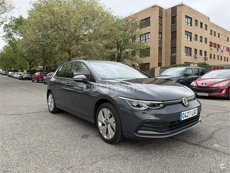 Occasion VW Golf VIII Style 150 ch (110 kW) 2020 Gris Berline