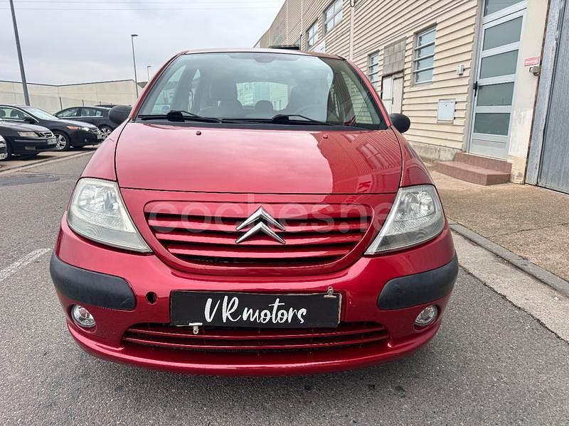 Rojo Usado 2005 Citroën C3 Berlina | 2750 € (Precio justo) - Imagen 1/4