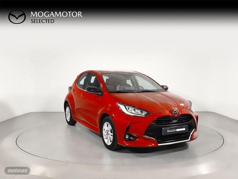 Gris / plateado Usado 2022 Mazda 2 Comfort Berlina | 17.900 € (Precio justo) - Imagen 1/4