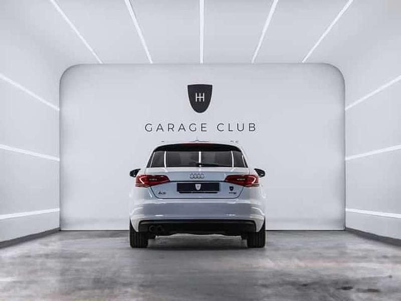 Usado Audi A3 Sportback Ambition 122 CV (89 kW) 2013 Utilitario