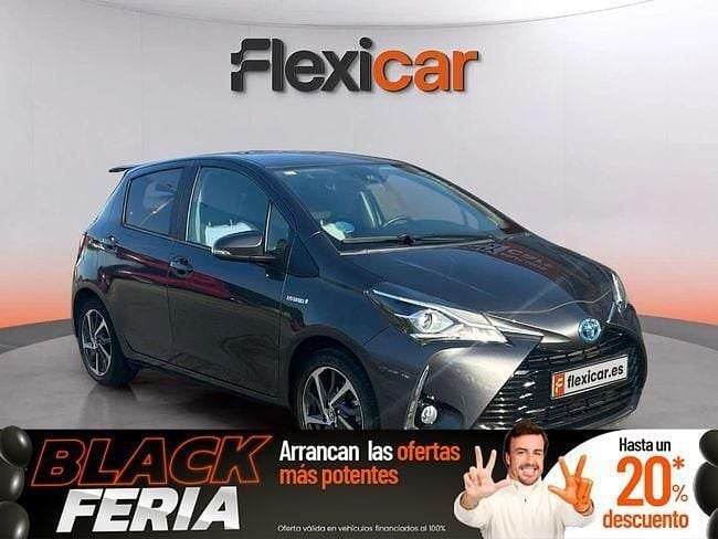 Gris Usado 2020 Toyota Yaris Hybrid Berlina | 17.990 € (Precio justo) - Imagen 1/4