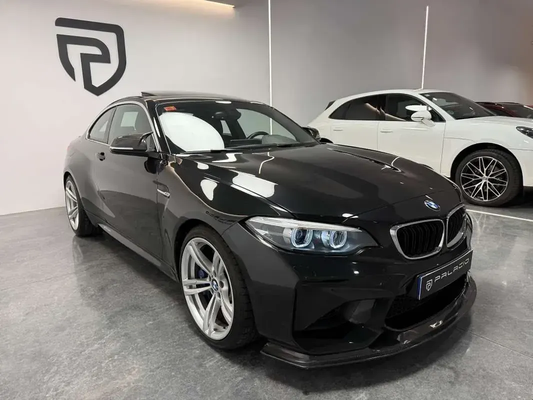 Usado BMW M2 Comfort Edition 370 HP (272 kW) 2018 Preto Coupé