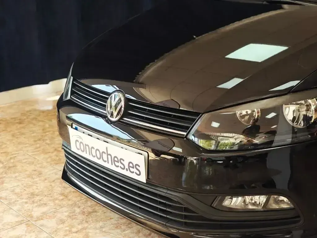 Usado VW Polo Edition 75 CV (55 kW) 2016 Negro Utilitario