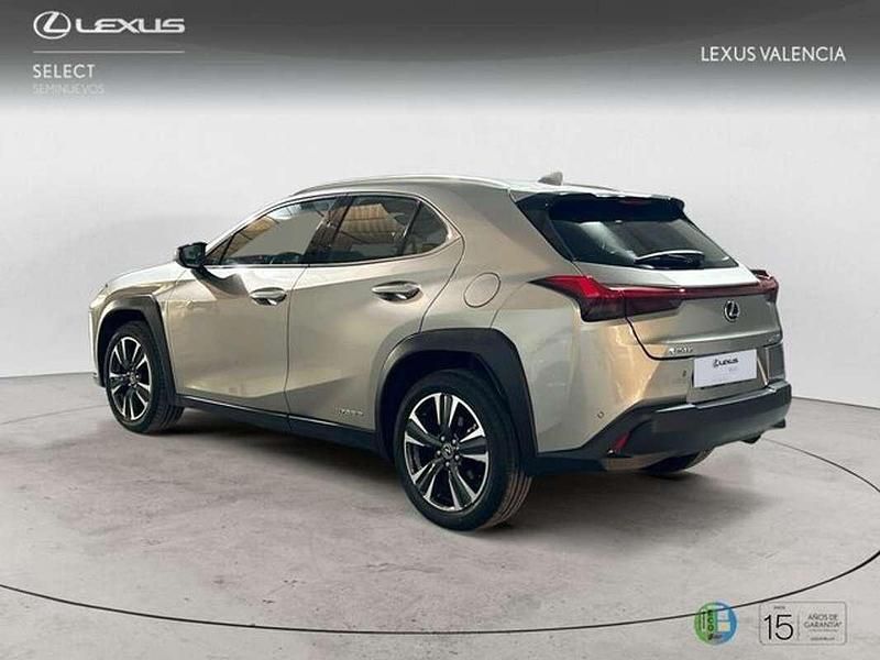 Usado Lexus UX 200 184 CV (135 kW) 2021 Gris SUV