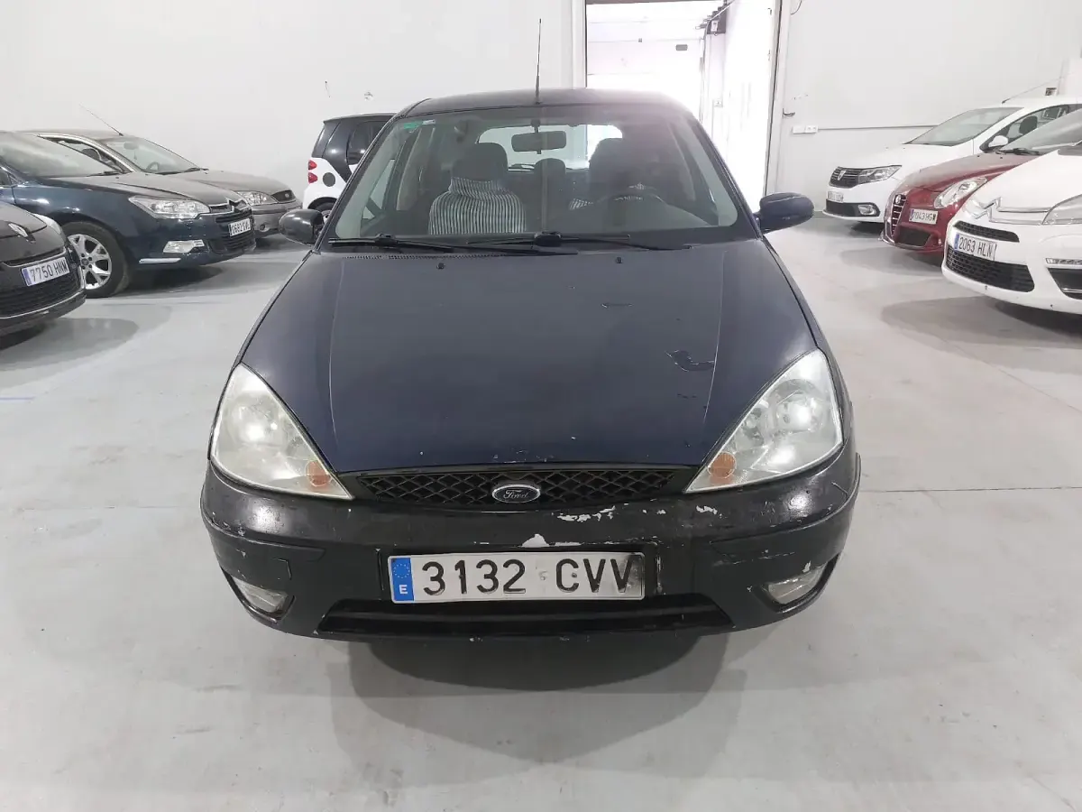Usado Ford Focus Trend 115 CV (84 kW) 2004 Azul