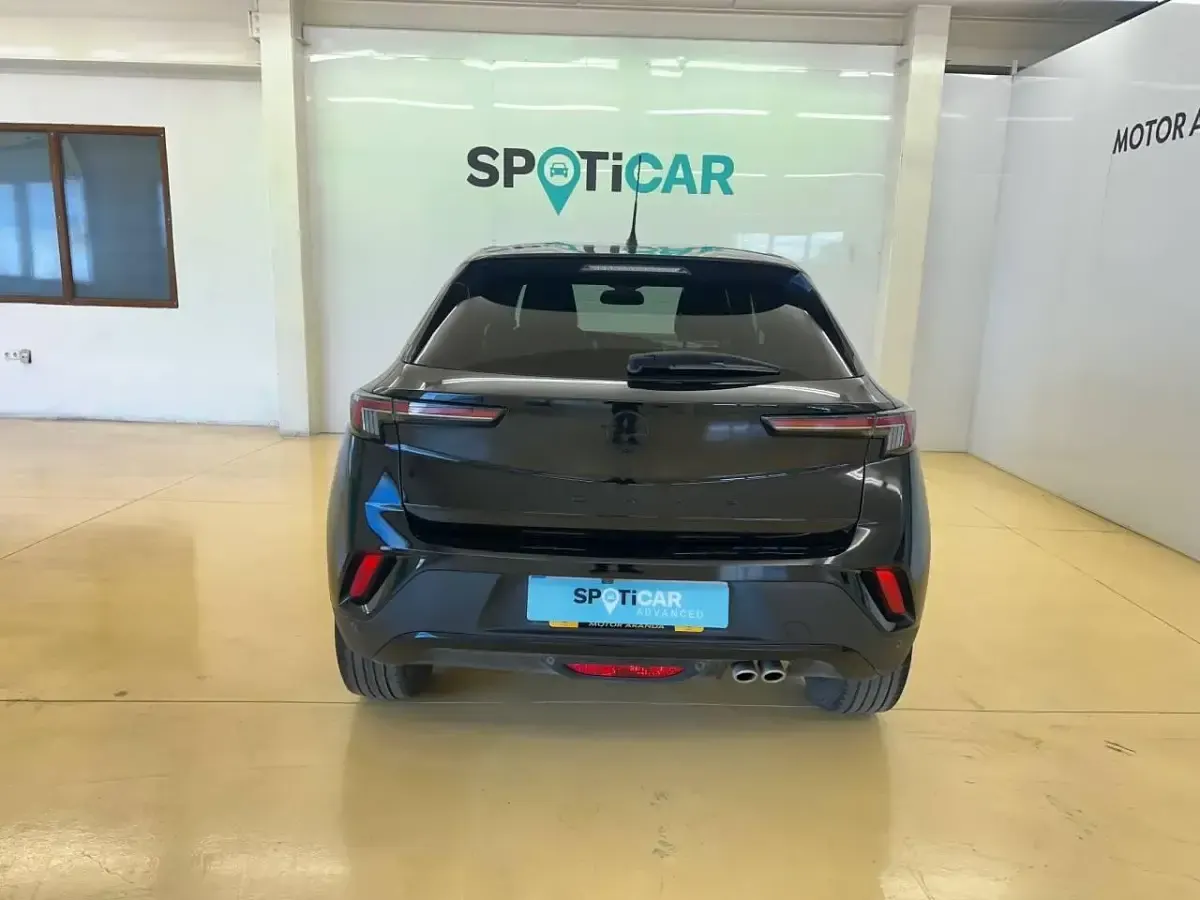 Usado Opel Mokka Edition 130 CV (95 kW) 2023 SUV