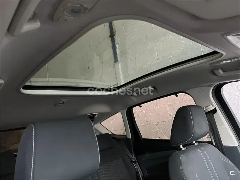 Usado Ford C-MAX Titanium 115 CV (84 kW) 2014 Marrón Monovolumen