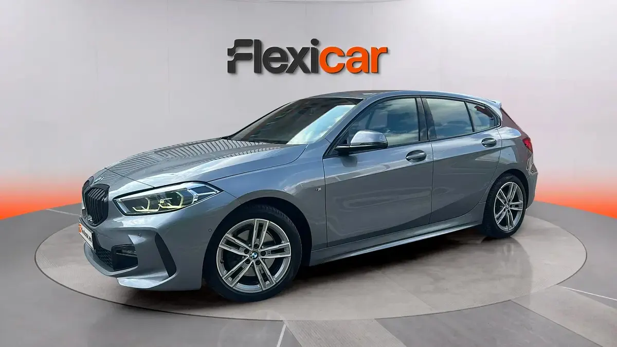 Usado BMW 118 150 CV (110 kW) 2022 Gris Utilitario