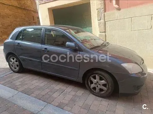 Usado Toyota Corolla Luna 116 CV (85 kW) 2007 Gris / plata Berlina