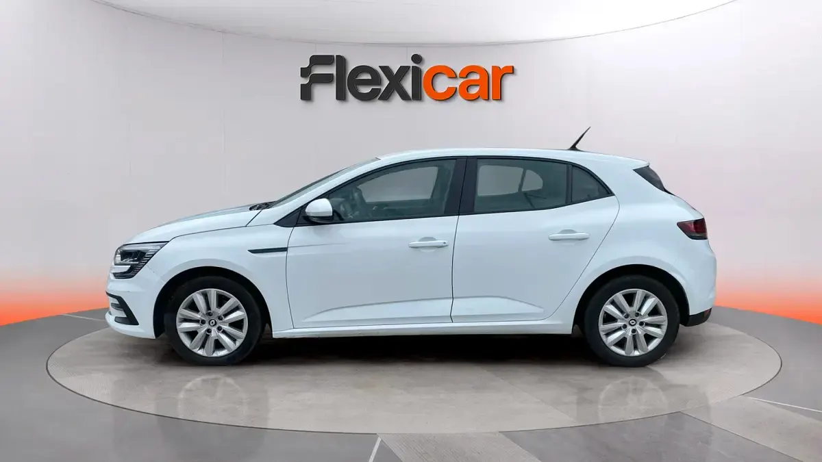 Usado Renault Mégane II Equilibre 140 CV (102 kW) 2022 Blanco Berlina