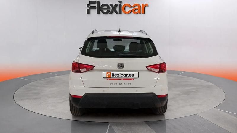 Usado Seat Arona Ecomotive 115 CV (84 kW) 2020 Blanco SUV