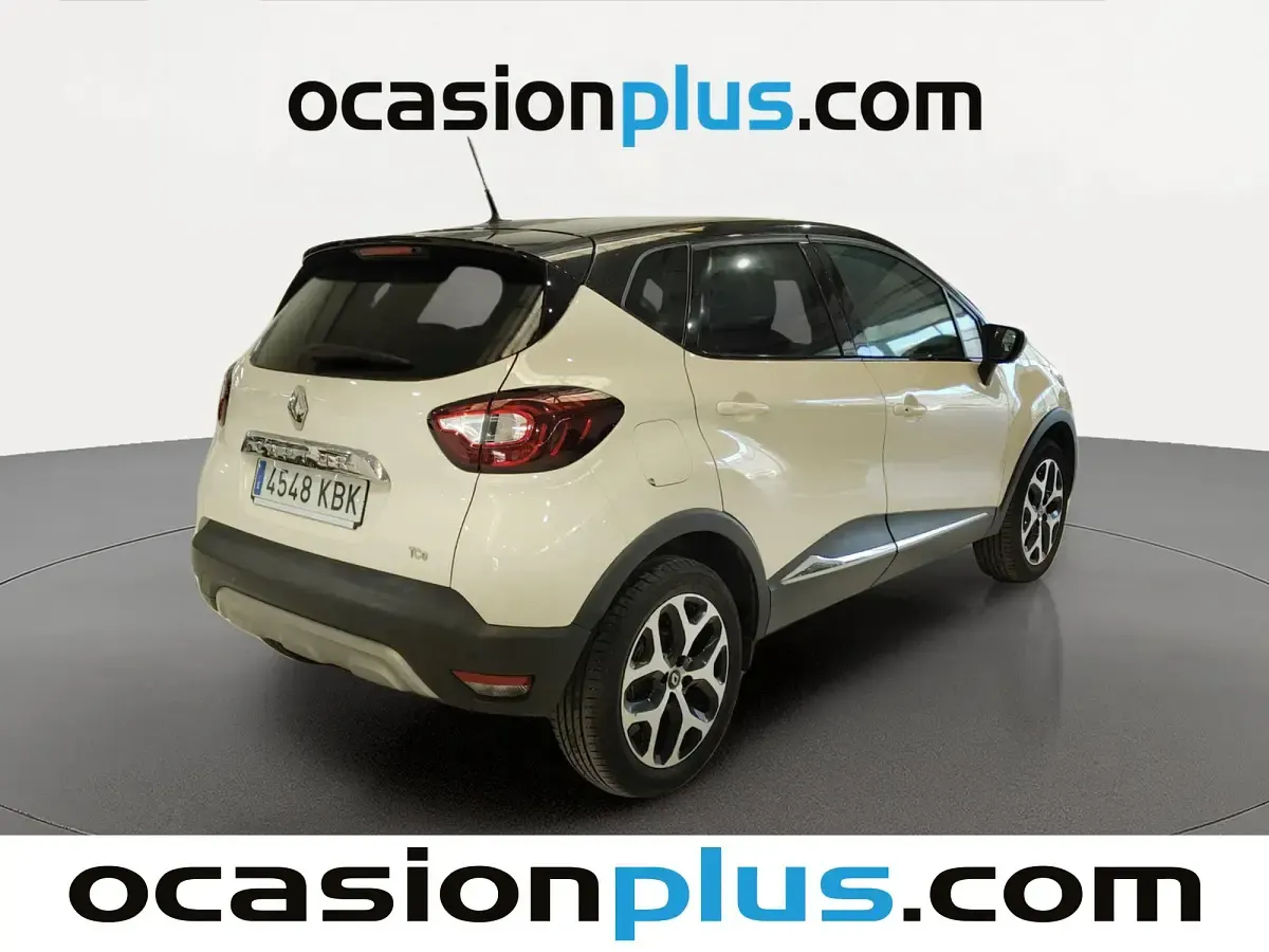 Usado Renault Captur Zen 120 CV (88 kW) 2017 Beige SUV