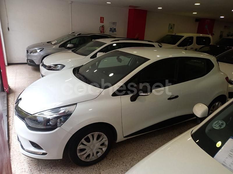 Usado Renault Clio IV Business 75 CV (55 kW) 2019 Blanco Berlina
