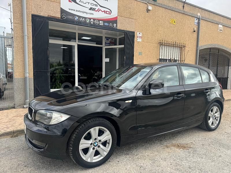 Negro Usado 2009 BMW 116 Utilitario | 6500 € (Precio justo) - Imagen 1/4