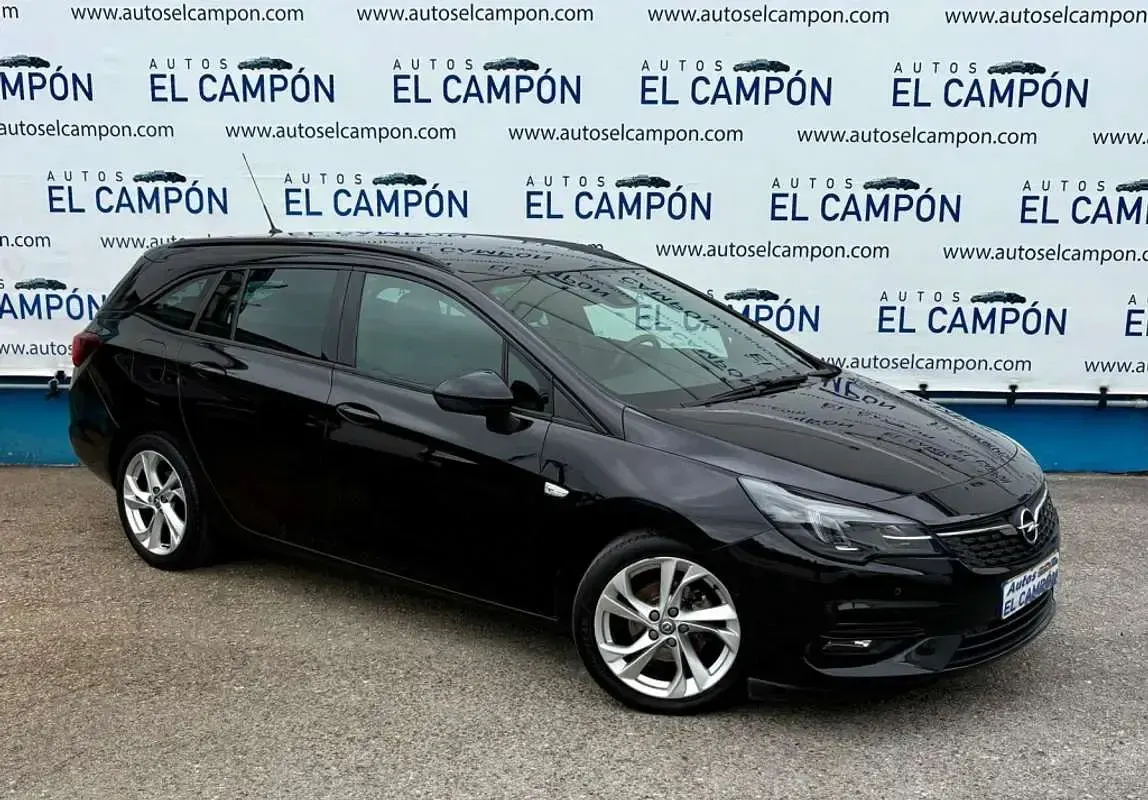 Usado Opel Astra GS Line 122 CV (89 kW) 2020 Negro Familiar