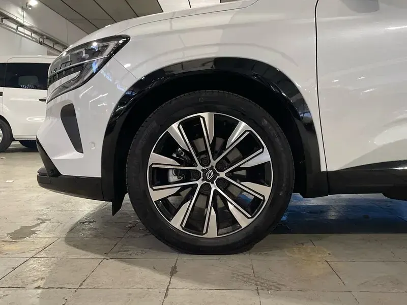 Begagnad Renault Austral Techno 200 HK (147 kW) 2025 Vit SUV